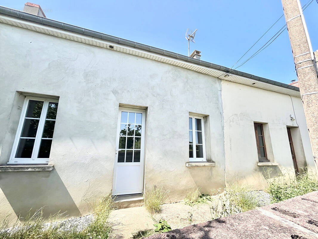 Maison à LE MOLAY-LITTRY