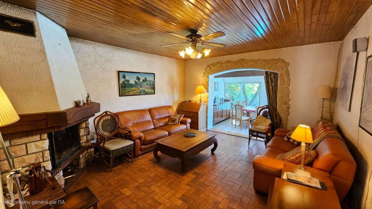 Maison à LE CANNET-DES-MAURES