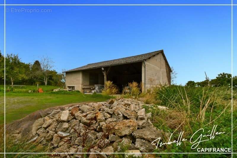 Maison à SAINT-SATURNIN