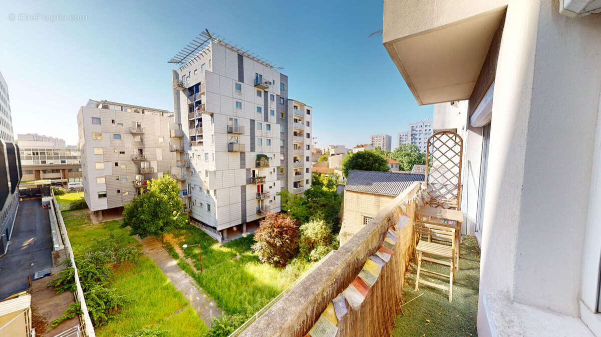 Appartement à AUBERVILLIERS