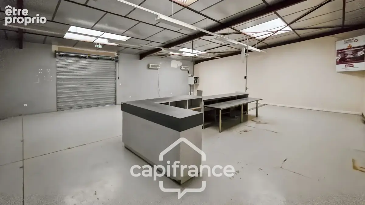 A vendre CHALON SUR SAONE, Local/bureau de 2009 m² sur terrain de 4971 m² - photo 9