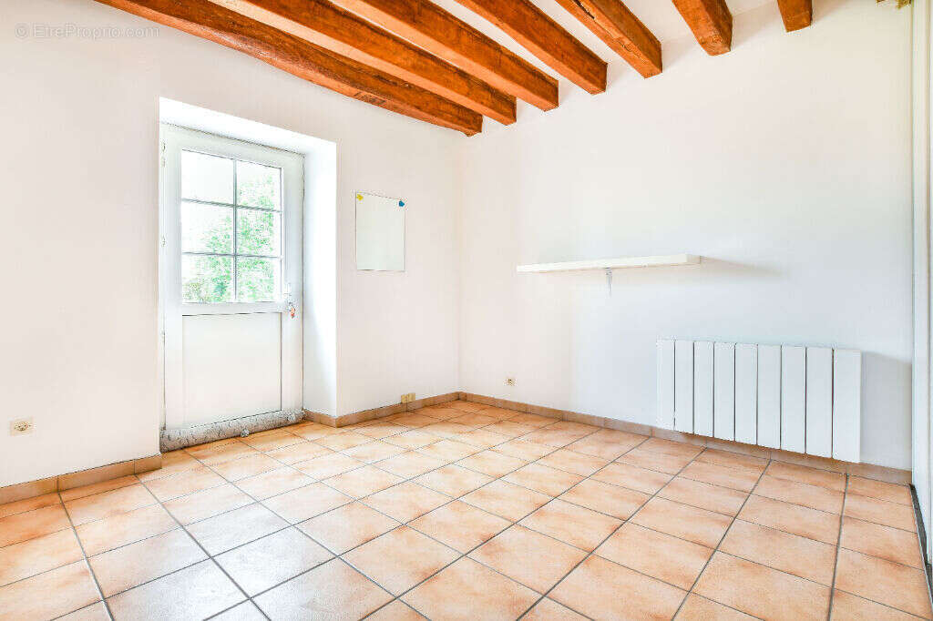 Maison 3 chambres de 102 m² à proximité de Guignes - photo 6