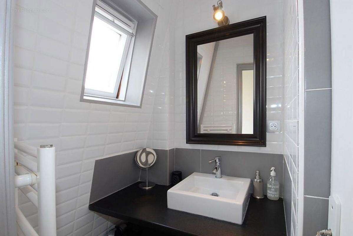 Commerce à PARIS-15E