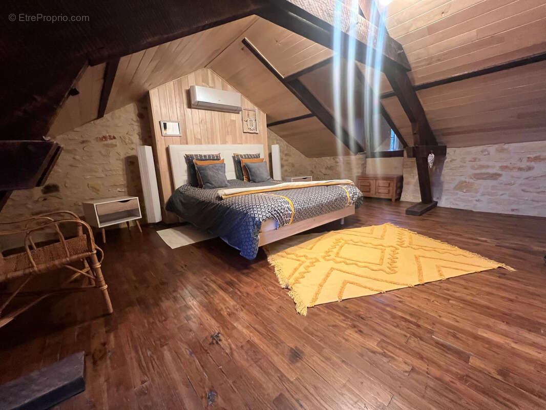 Maison à SARLAT-LA-CANEDA