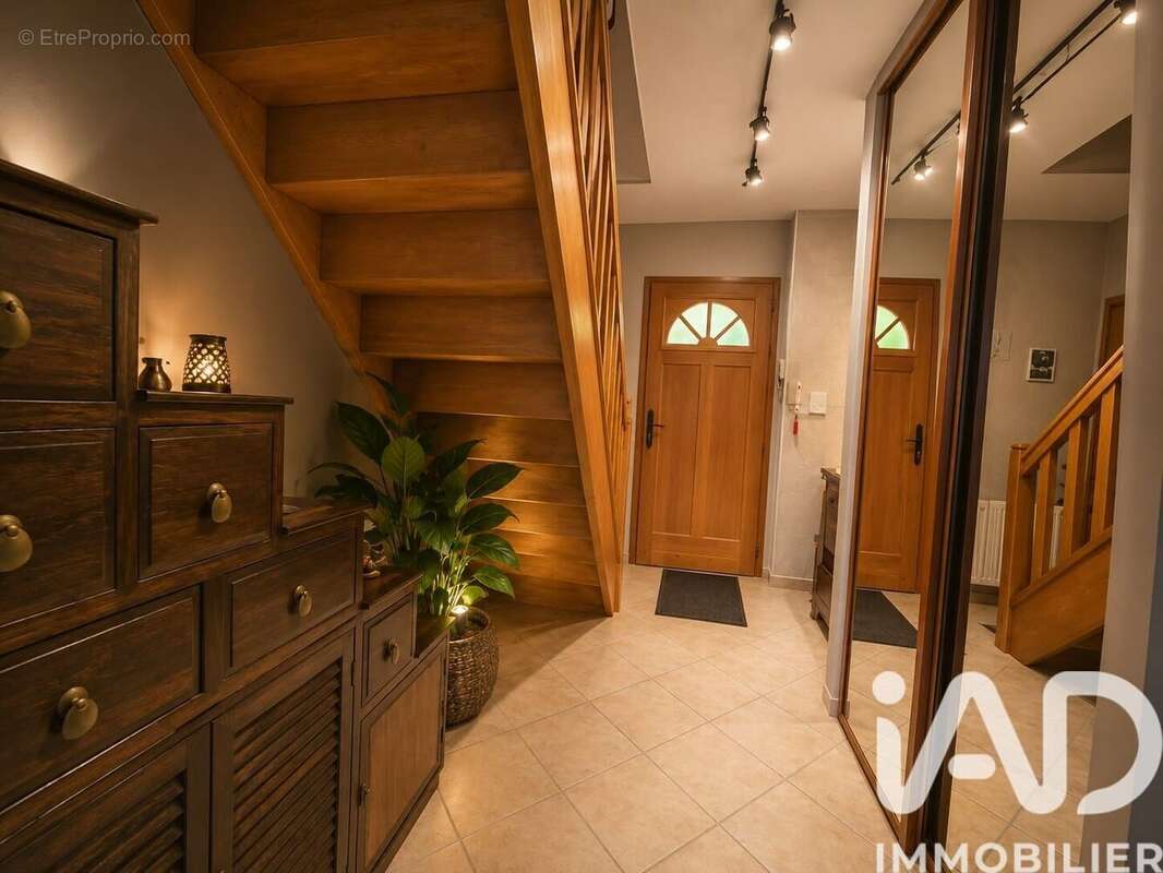 Photo 6 - Maison à SAINT-GERMAIN-LES-ARPAJON