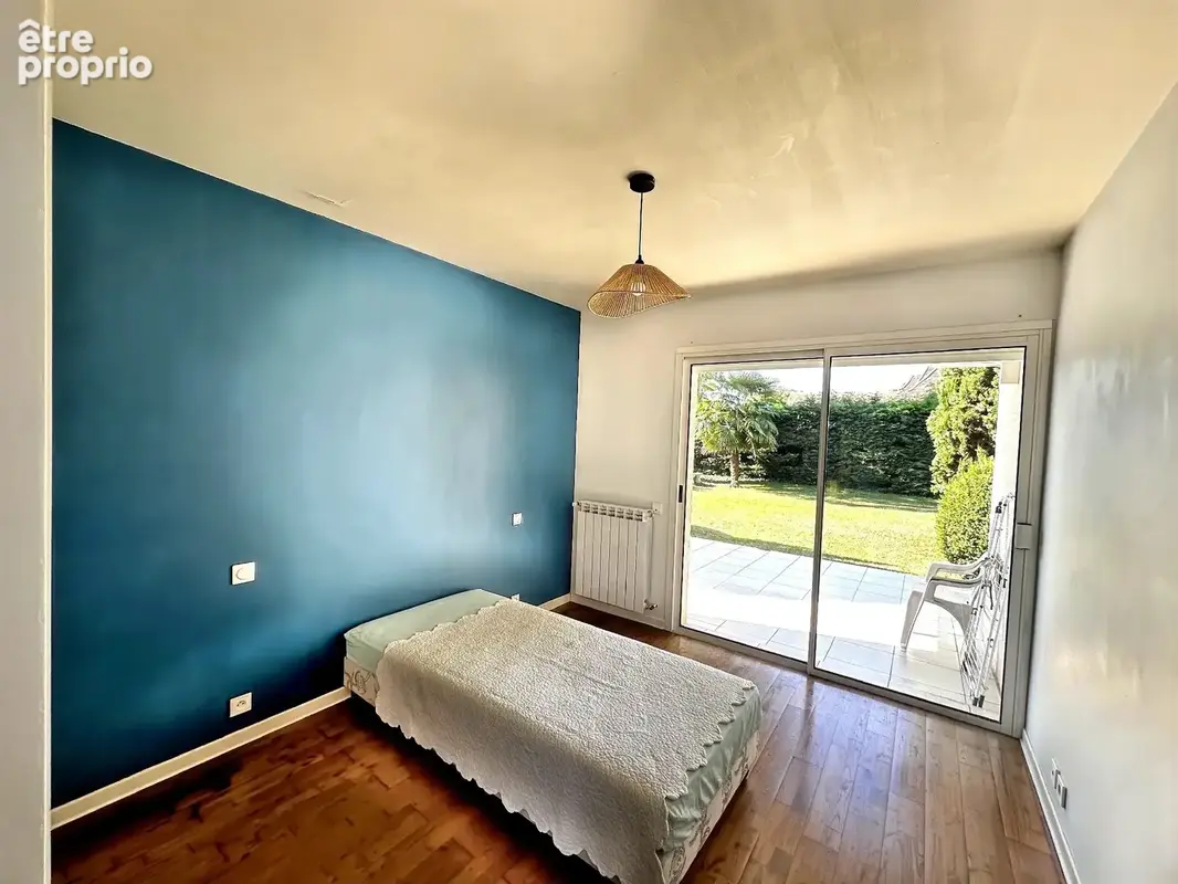 Maison T5 de 163 m2  dans un quartier très recherché - photo 4