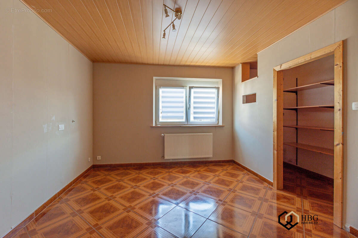 Vente Appartement T4   106 m2   Betschdorf - photo 6
