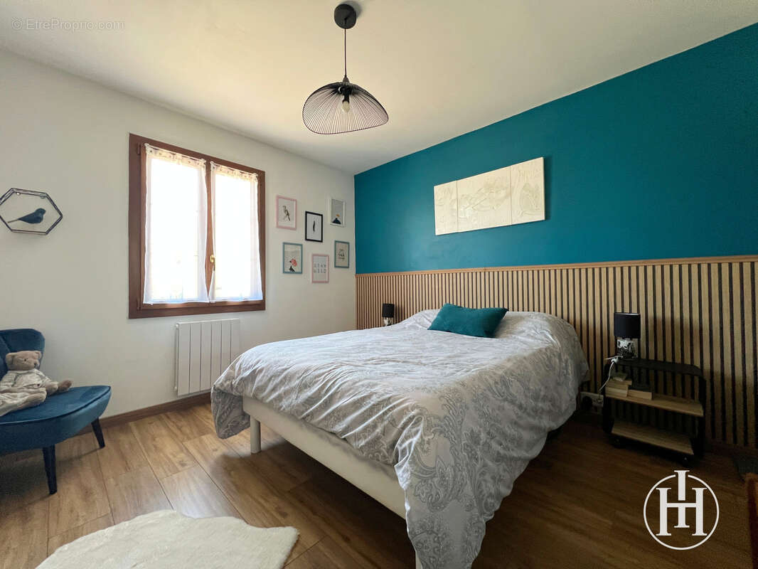 Maison à LA GROUTTE