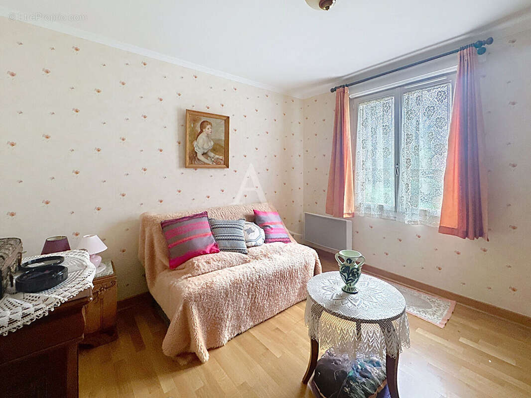 Maison à JUIGNE-SUR-LOIRE