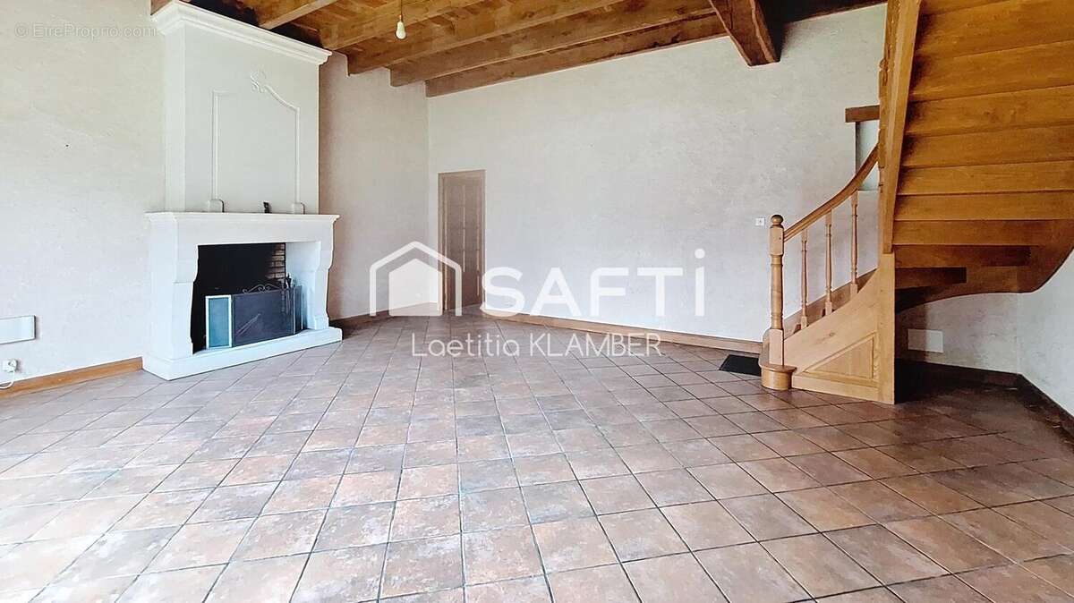 Maison 318 m² à Saint-Leger  - photo 4