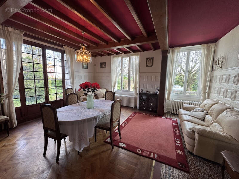 Maison à CERCOUX
