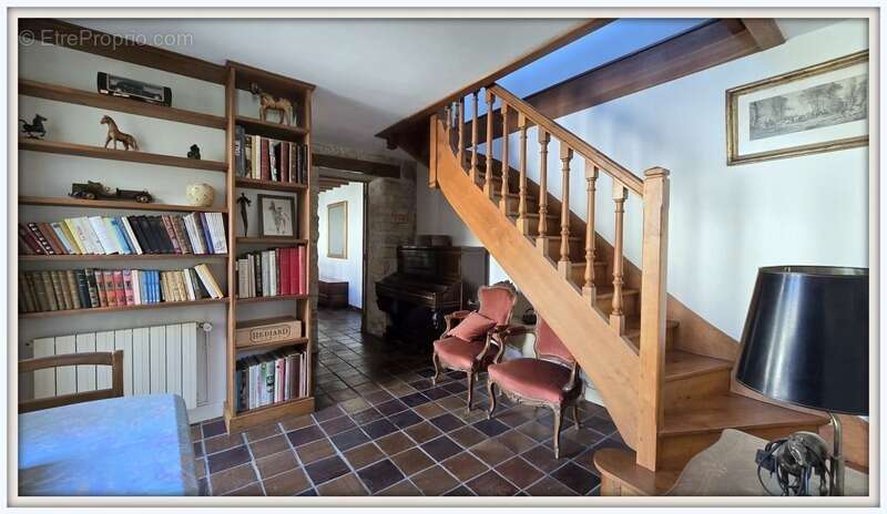 Maison à NEUVILLE-SUR-OISE