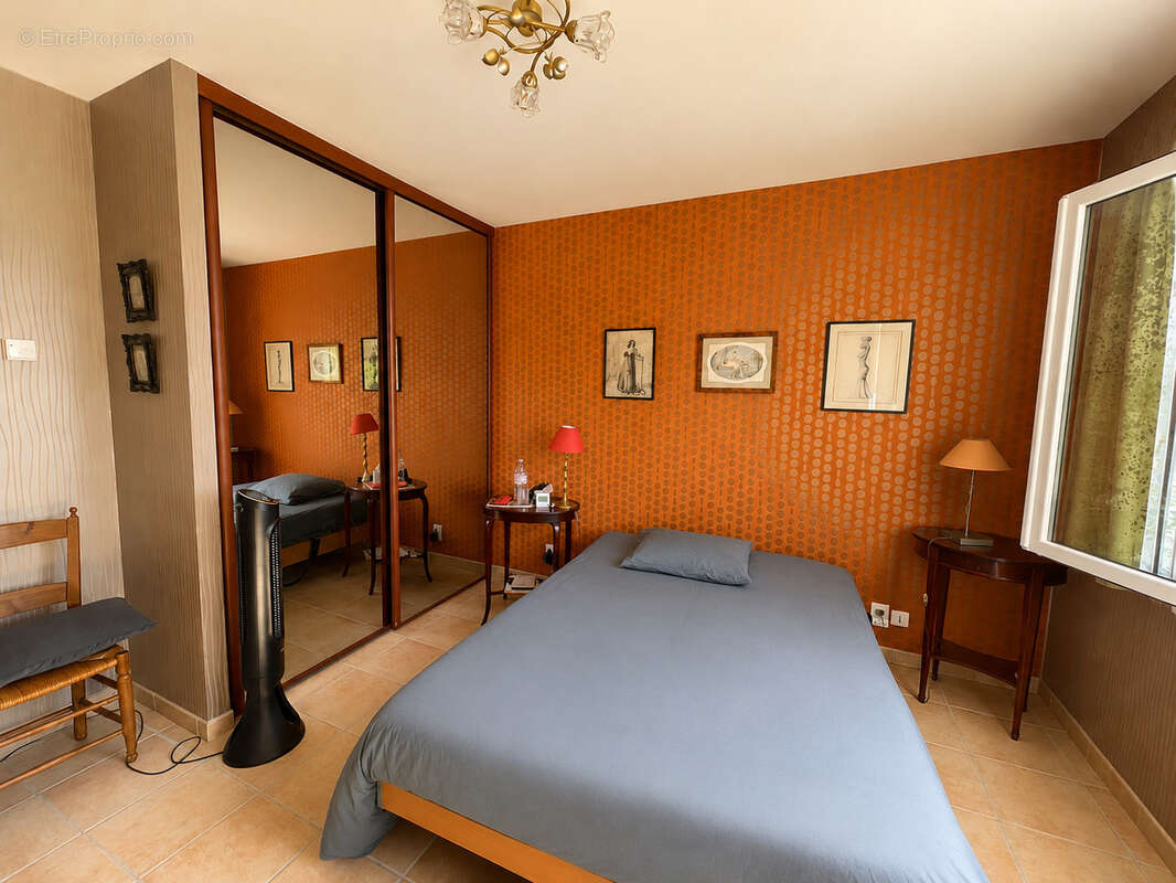 Pavillon de plain pied de 117 m2 / quartier residentiel mirebeau - photo 9