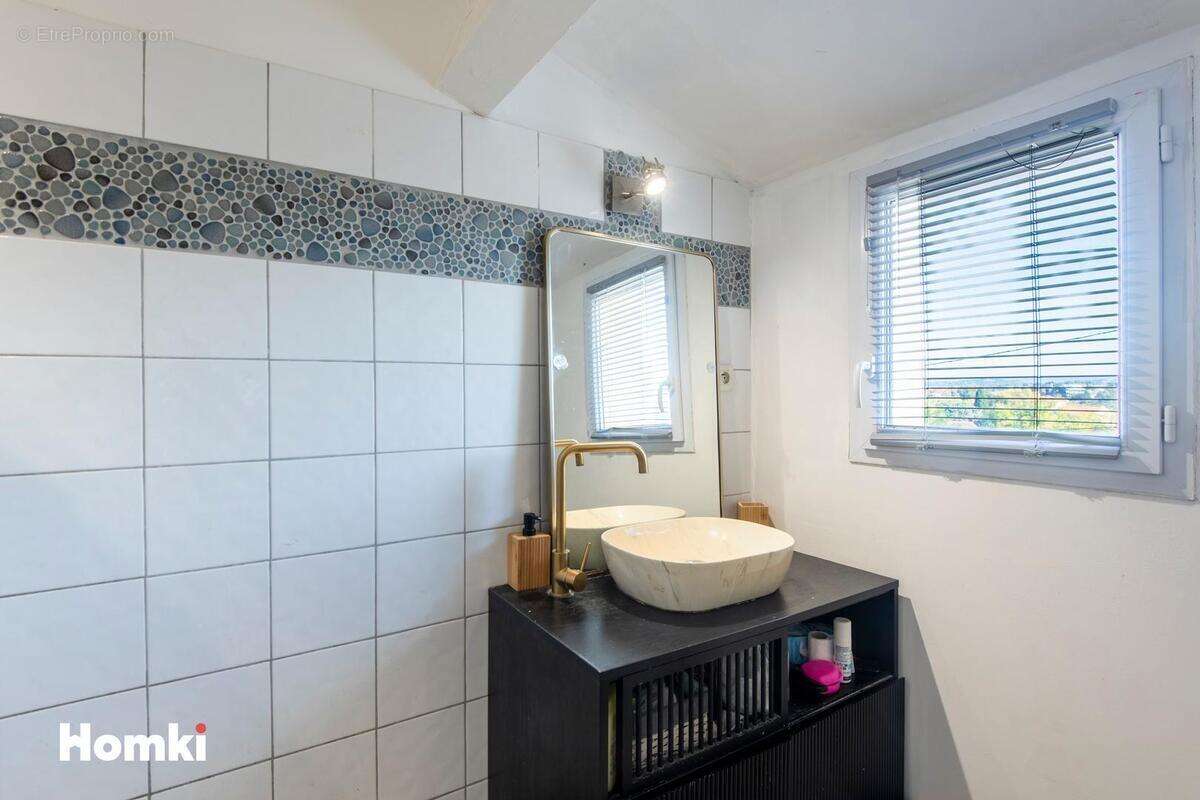 Appartement à GIGNAC-LA-NERTHE