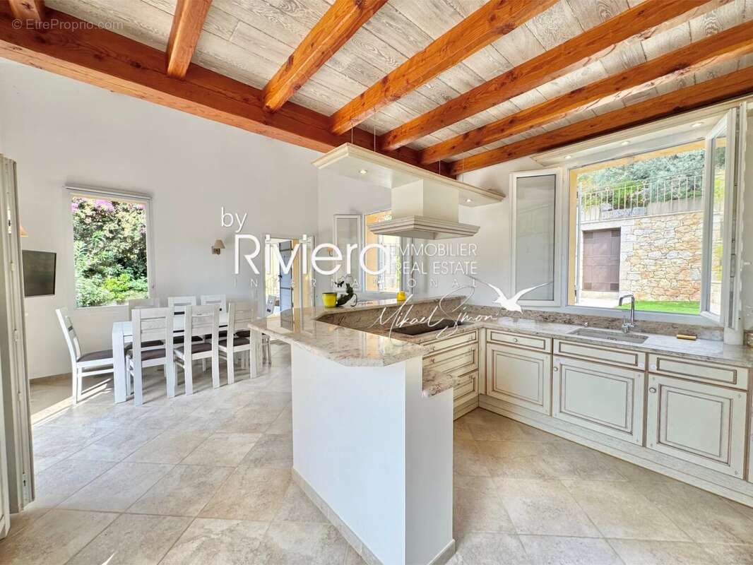 Gigaro - villa avec piscine - photo 8