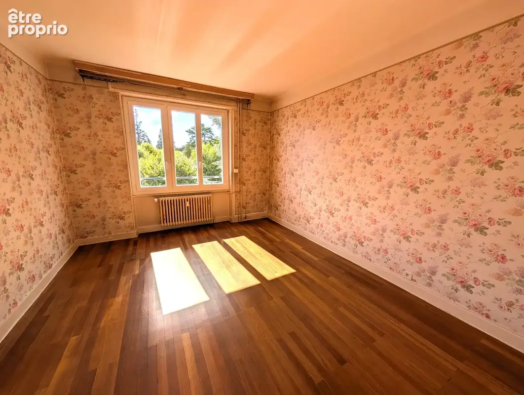 Appartement t6 / ascenseur / garage / cave / hyper-centre / mairie / parc montjoly / chamalières - photo 6