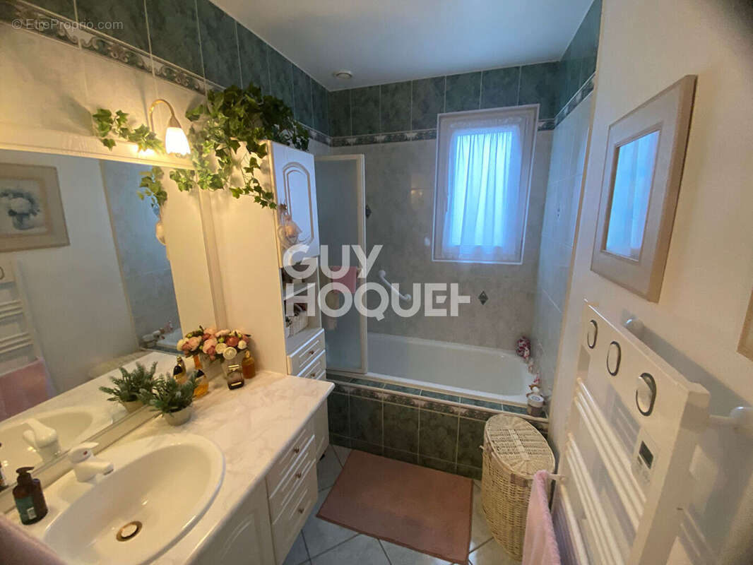 Maison 110 m² à Laon  - photo 7
