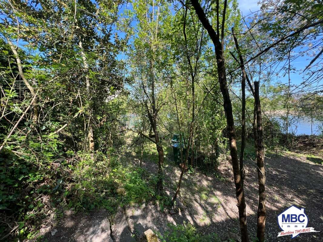 Terrain en zone constructible - photo 7