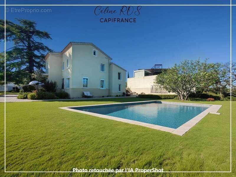 Vue panoramique en première ligne sur l'Étang de l'Olivier – Demeure de caractère avec exceptionnel potentiel de valorisation - photo 3