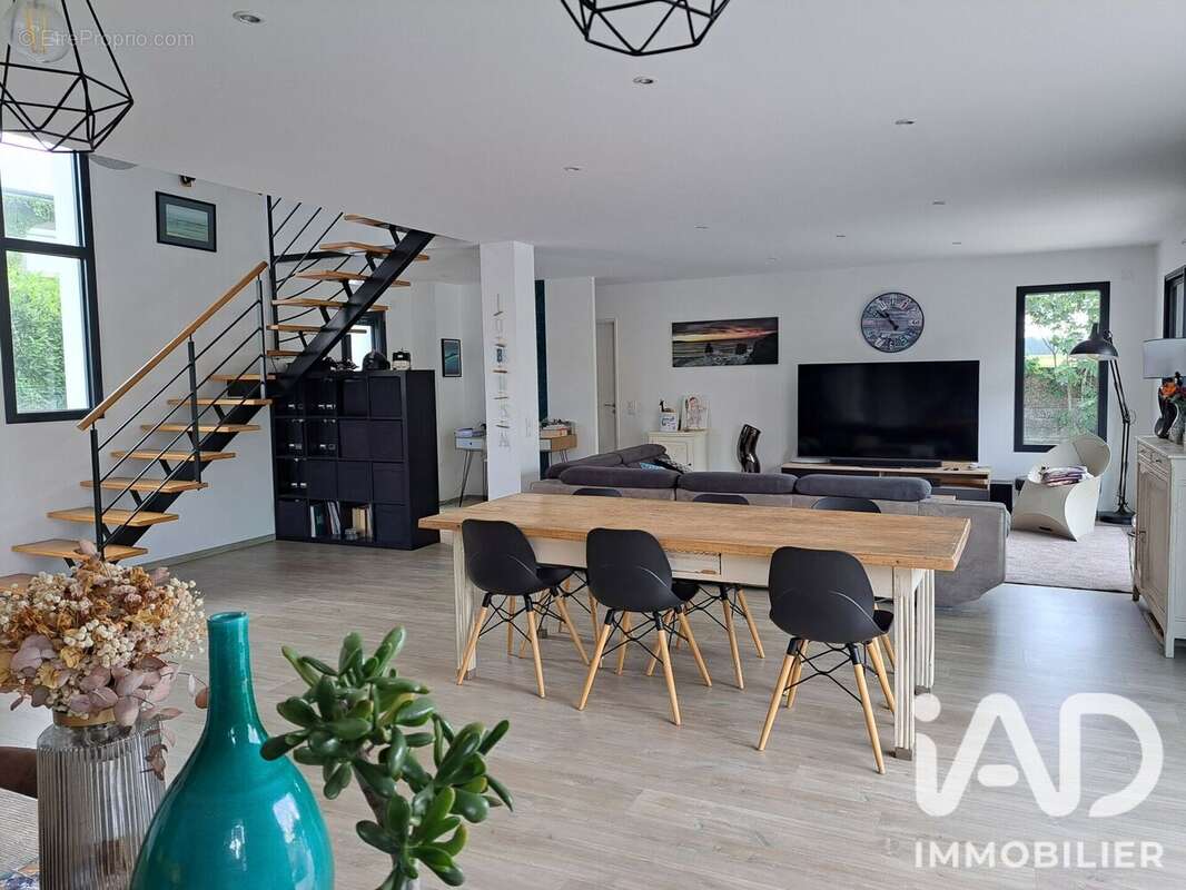 Maison 150 m² à Espoey  - photo 6
