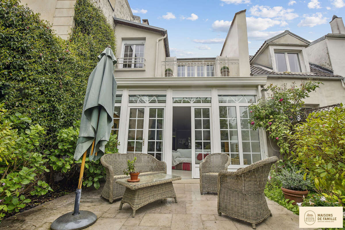 Maison à LOUVECIENNES