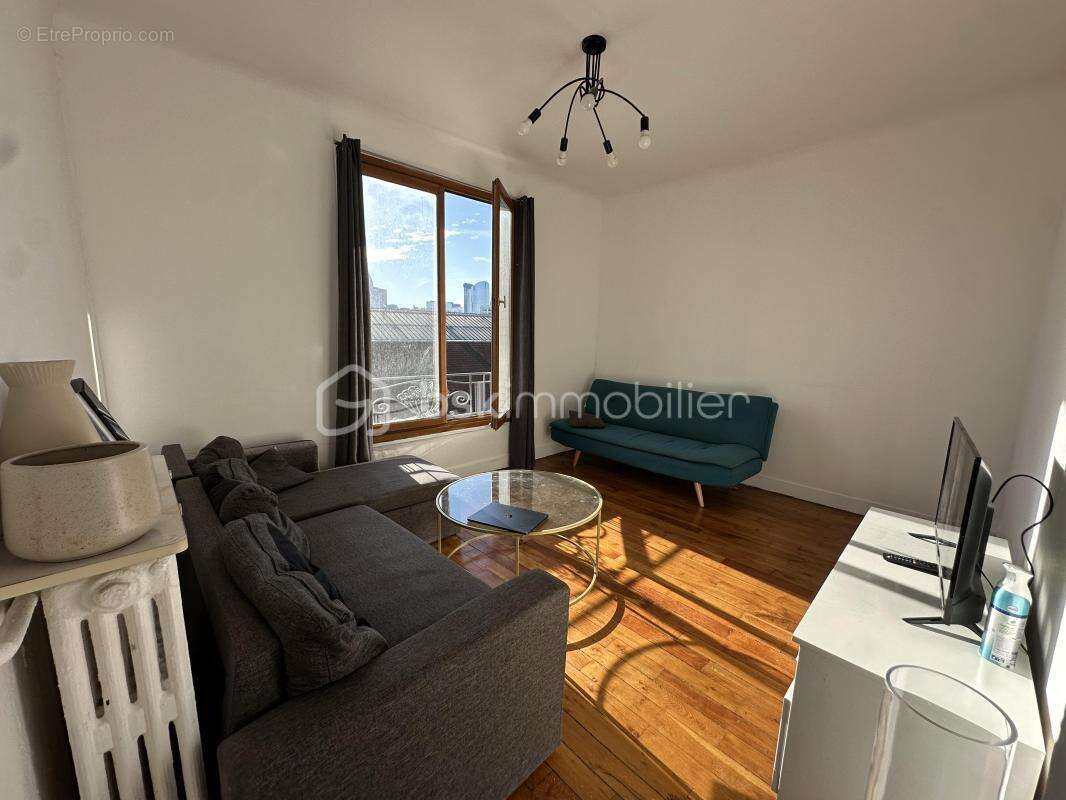 Appartement à LA GARENNE-COLOMBES
