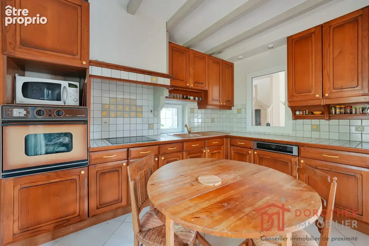 Maison 8 pièces 141 m² à vendre à Marolles-En-Brie (94440) - photo 5