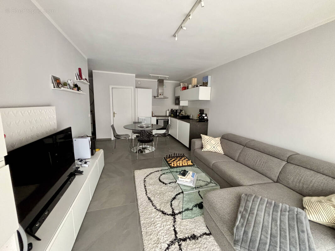 Appartement à ROQUEBRUNE-CAP-MARTIN