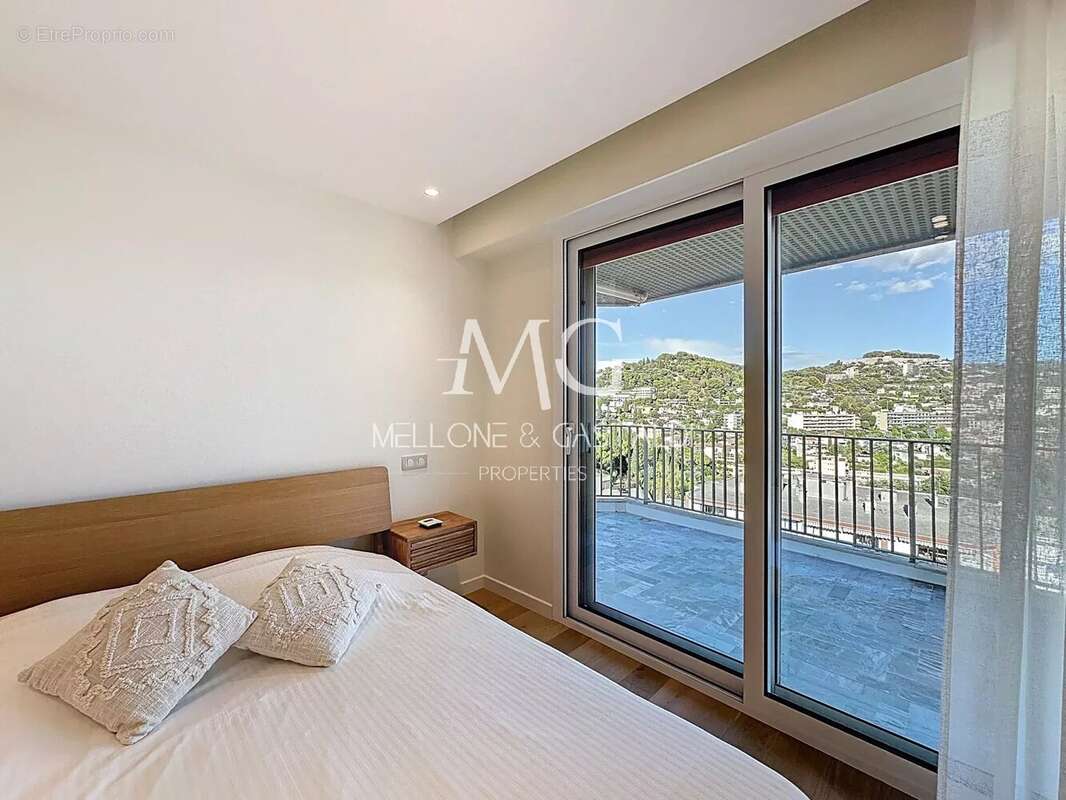 Appartement à LE CANNET