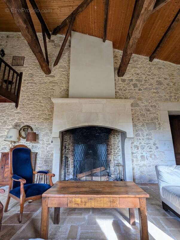 Maison à LUGASSON