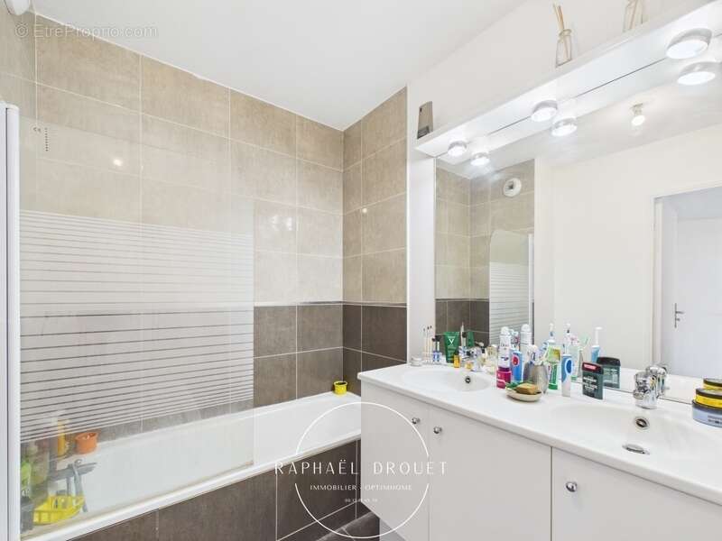 Appartement à VAULX-EN-VELIN