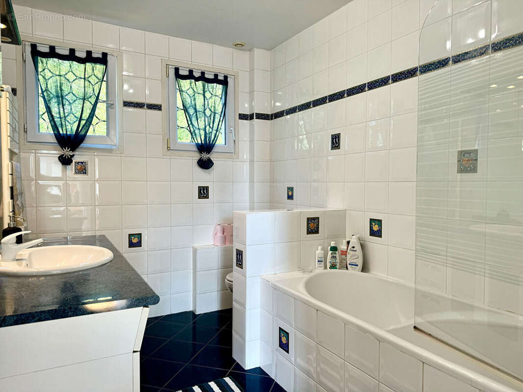 Maison à MONTMORENCY