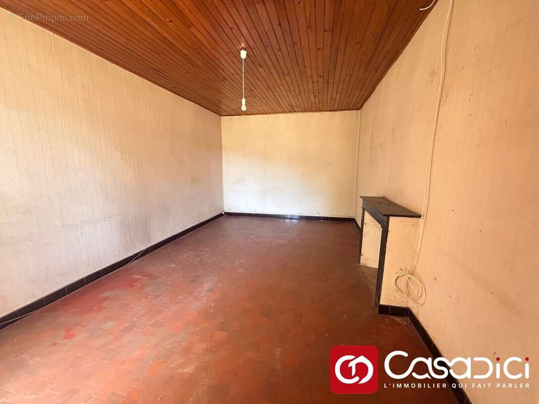Maison 97 m² à Cercy-La-Tour  - photo 8