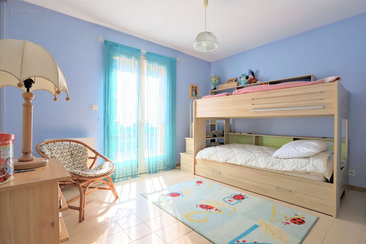 Maison à SOLLIES-TOUCAS