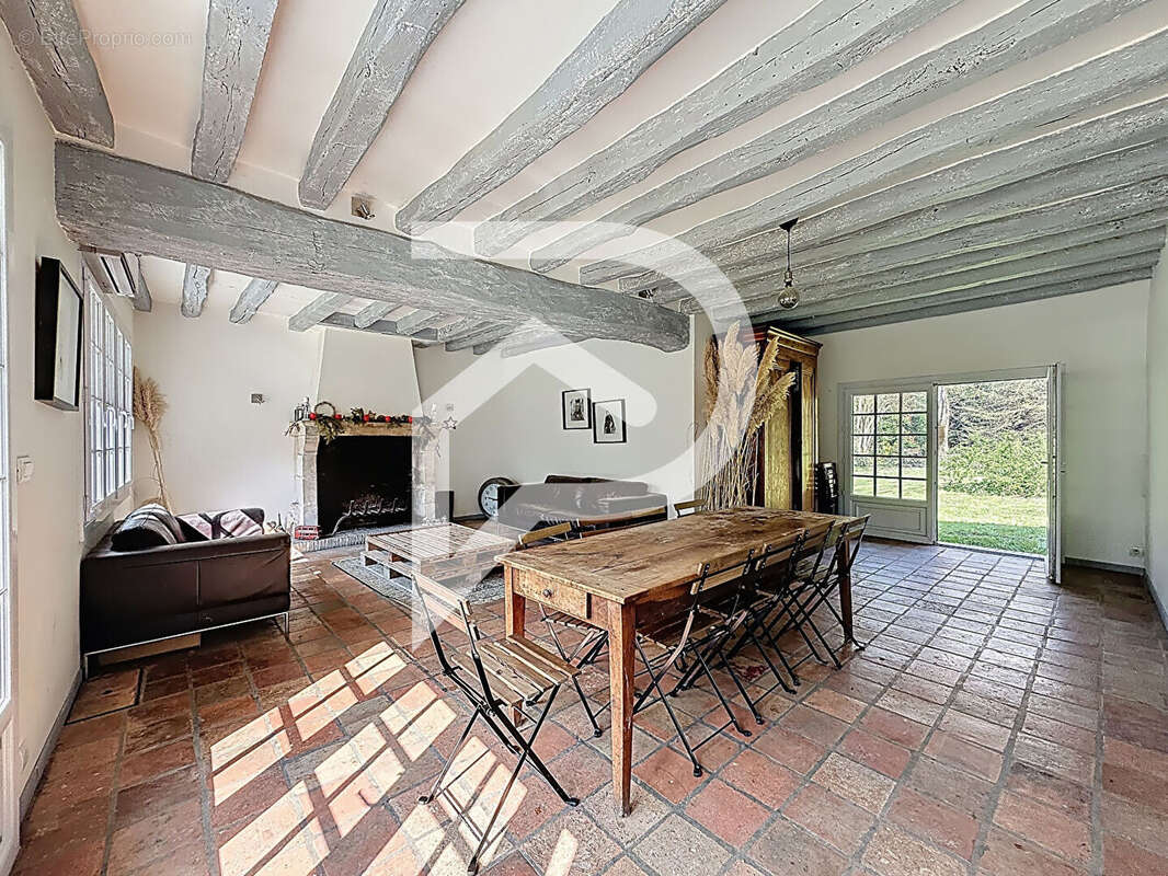 Maison à GARNAY