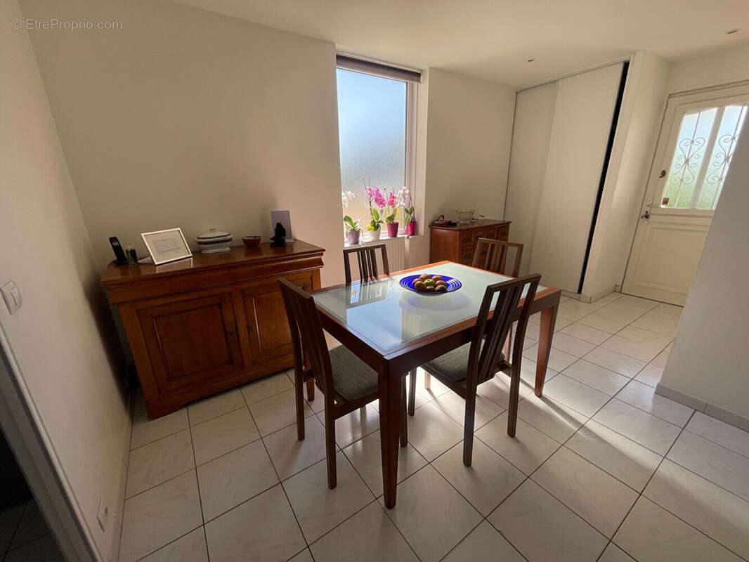 Maison à SARTROUVILLE