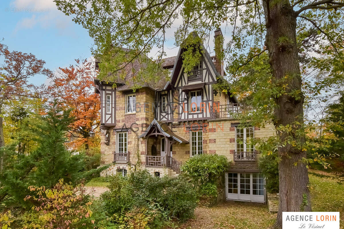 Maison à LE VESINET