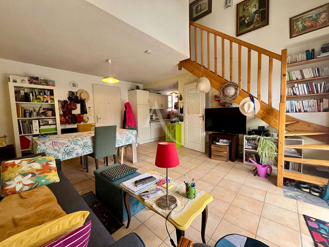 Maison à L&#039;AIGUILLON-SUR-VIE