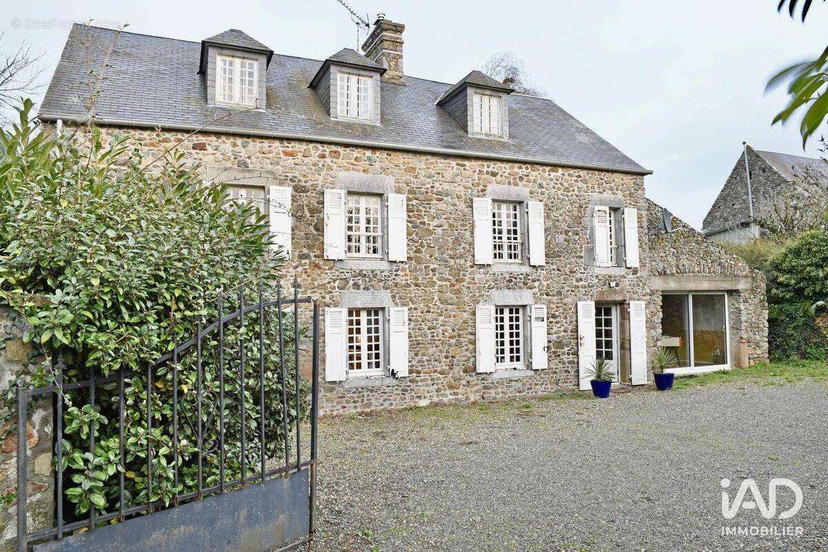 Photo 1 - Maison à TOURVILLE-SUR-SIENNE