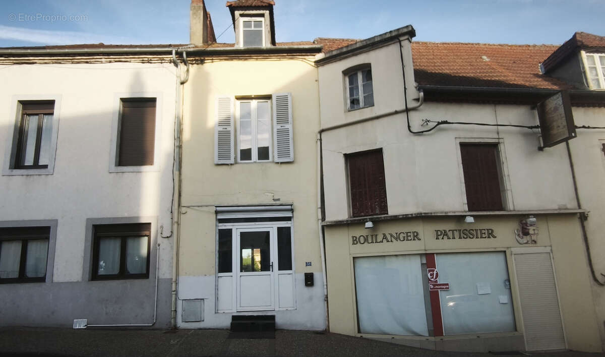 Maison à SAINT-GERMAIN-DES-FOSSES