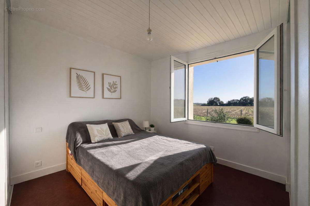 Maison à CORME-ECLUSE