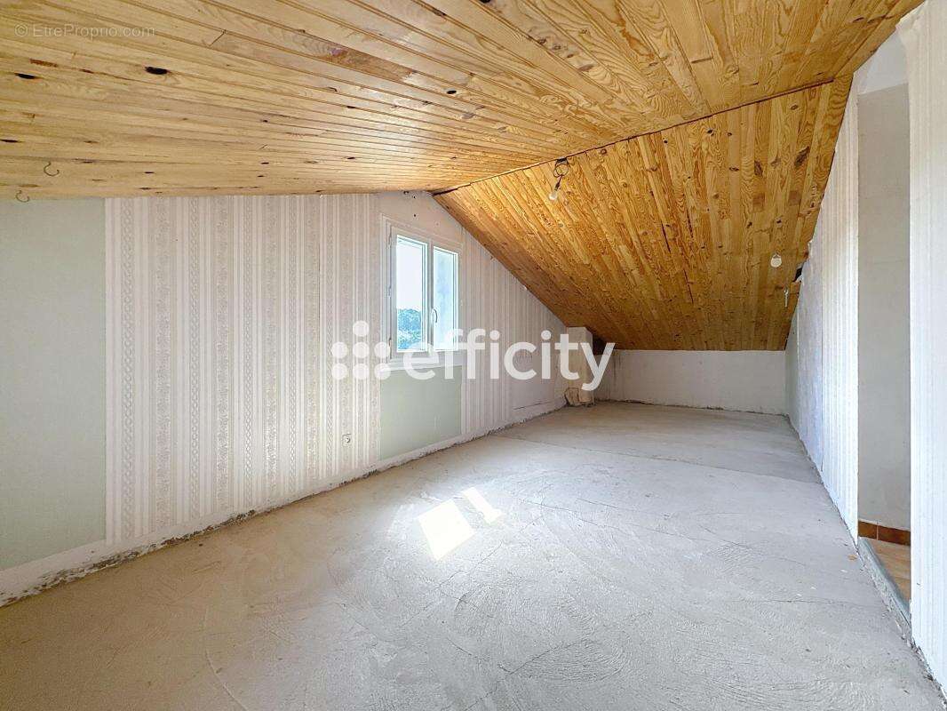 Maison 132 m² à Saint-Remy-De-Provence  - photo 15