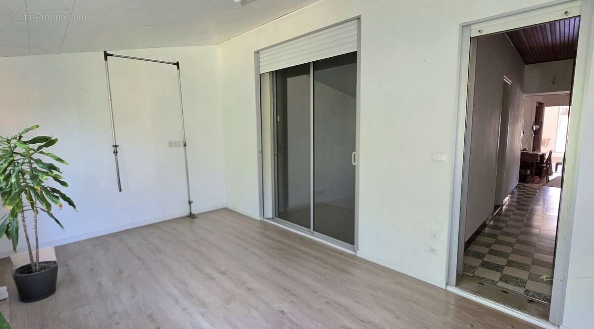 Bouzigues - maison de village avec jardin et garage - photo 14
