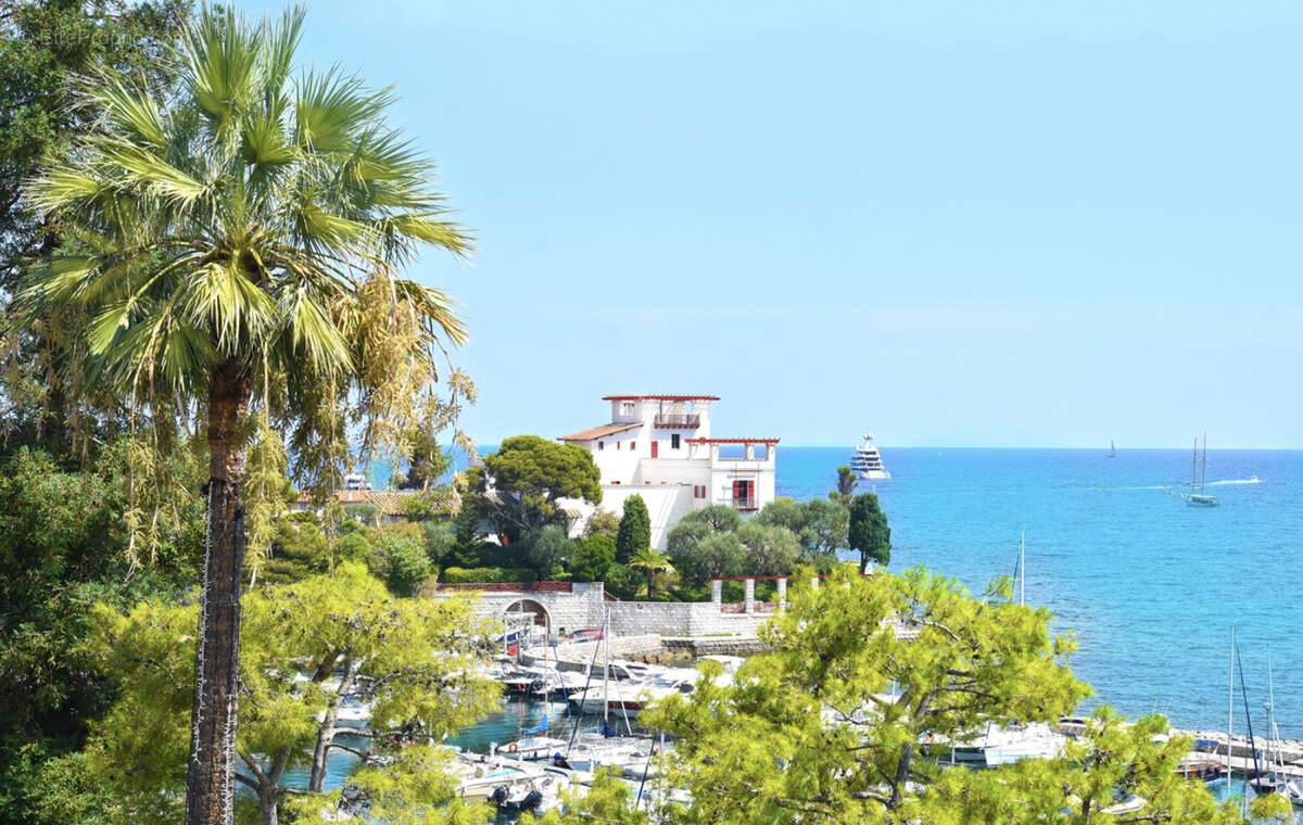 Commerce à BEAULIEU-SUR-MER