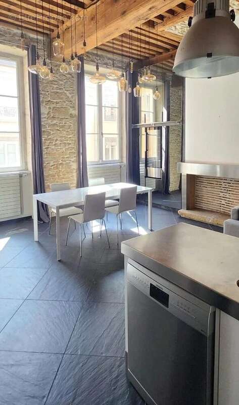 Appartement à LYON-2E