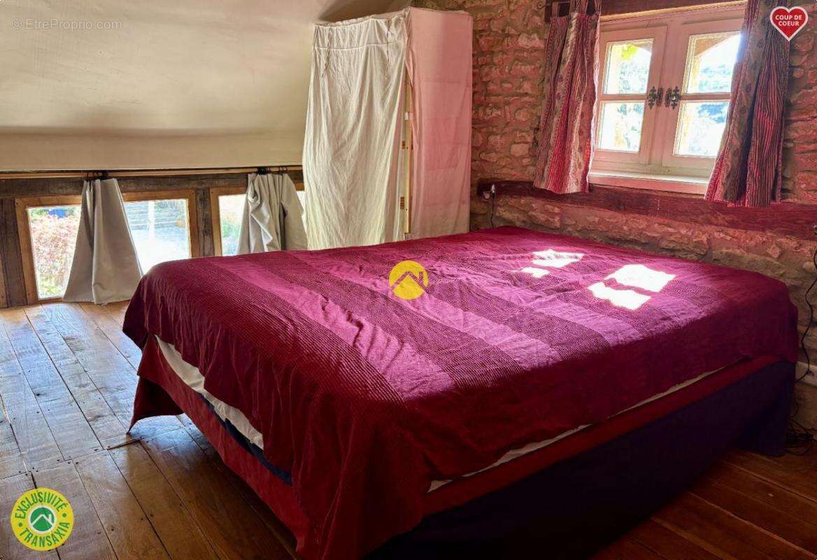 Maison à SAINTE-ALVERE