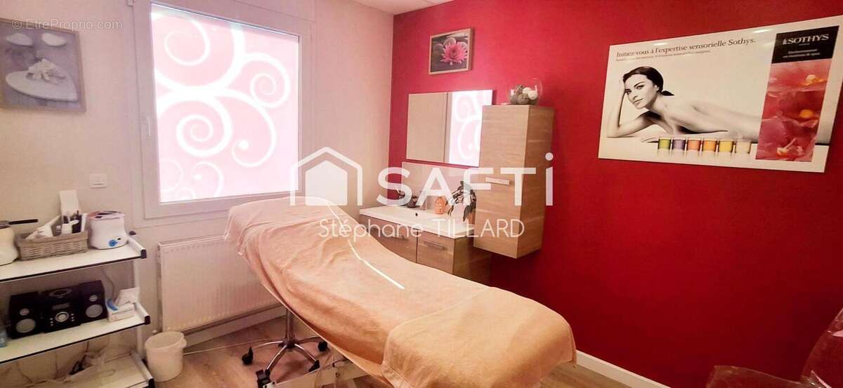 Photo 3 - Commerce à VILLERS-BOCAGE