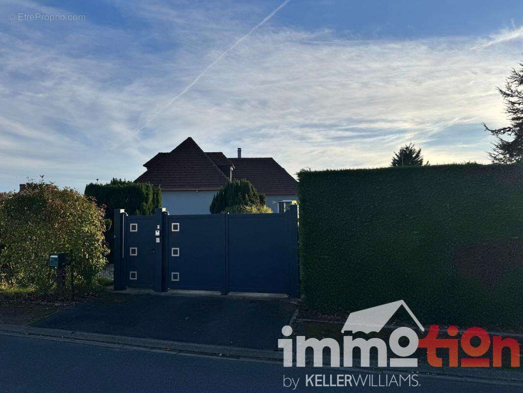 Maison à SAINT-QUENTIN-LA-MOTTE-CROIX-AU-BAILLY