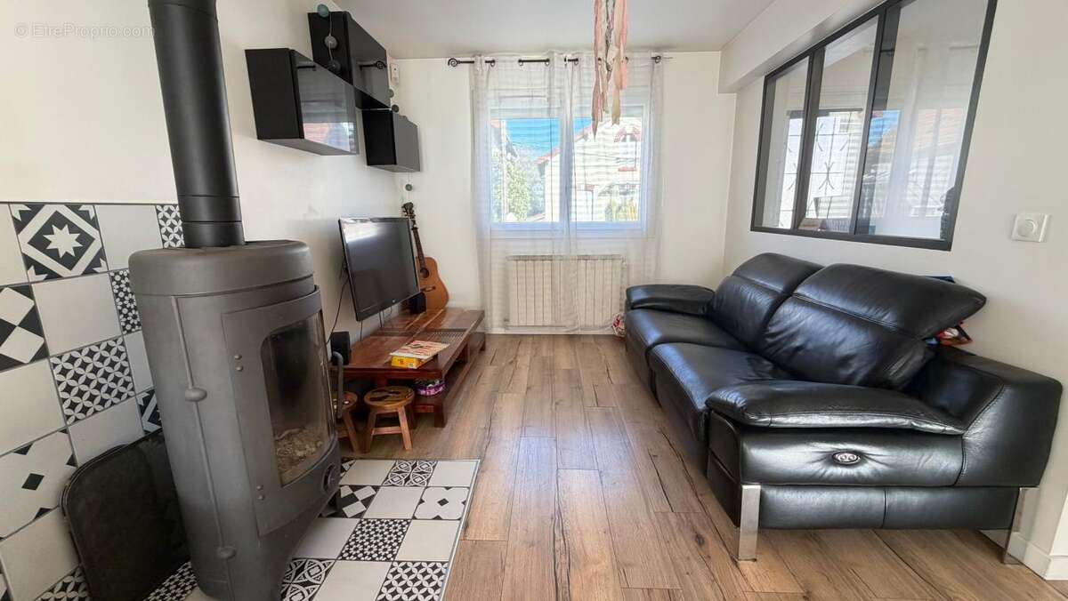 Maison à NEUILLY-SUR-MARNE