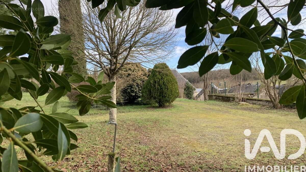 Maison 256 m² à Sainte-Maure-De-Touraine  - photo 6